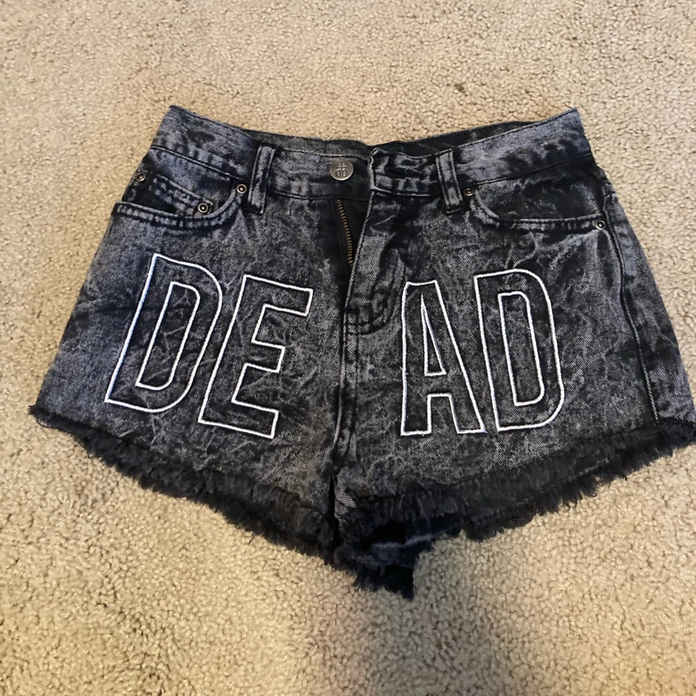Drop dead shorts